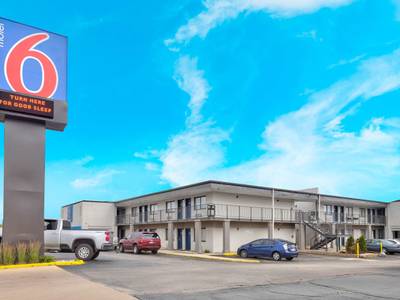 Motel 6 Chicago West Villa Park