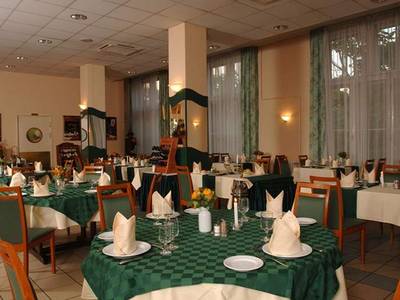 Hunguest Platanus Hotel