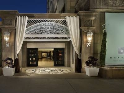 Huntley Santa Monica Beach