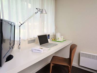 Campanile Saint Quentin