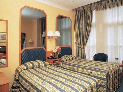 Best Western Burns Hotel