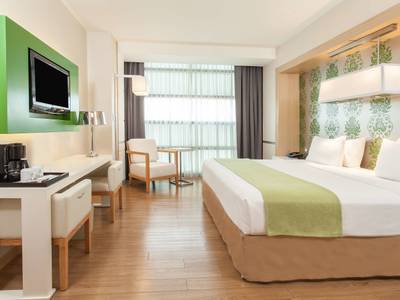 NH Mexico City Valle Dorado