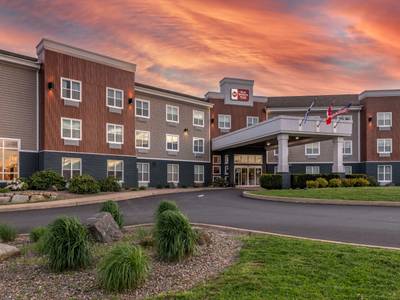Best Western Plus Bridgewater Hotel & Convention Centre