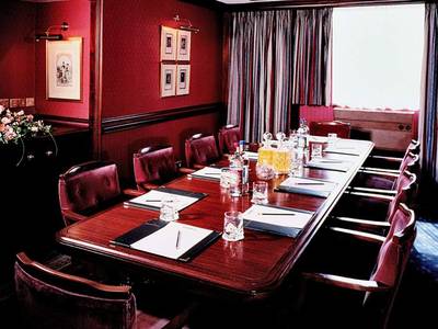 The Royal Angus Hotel