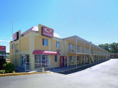 Econo Lodge Near Norfolk State University