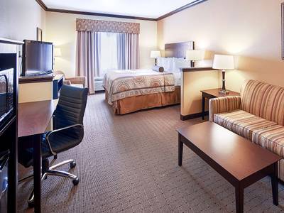 Best Western Plus Royal Mountain Inn & Suites