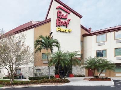 Red Roof Plus West Palm Beach