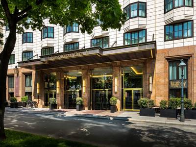 Hilton Vienna Plaza