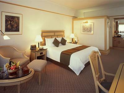 Crowne Plaza Lumpini Park