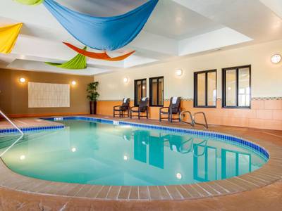 Holiday Inn Express Hotel & Suites Denver Northeast - Brighton
