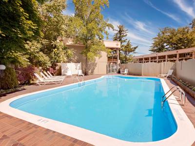 Knights Inn Traverse City