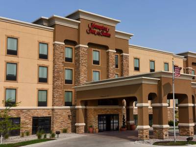 Hampton Inn and Suites Fargo
