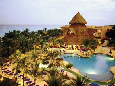 Sandos Playacar Beach Resort