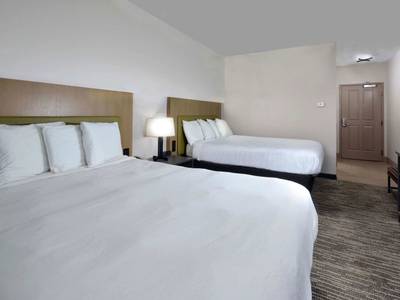 Country Inn & Suites by Radisson, Asheville West (Biltmore Estate), NC