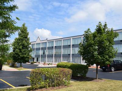 Howard Johnson Addison Ohare Airport