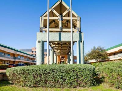 Rodeway Inn & Suites Fiesta Park