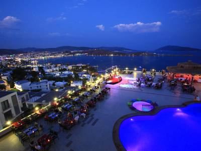 Royal Arena Resort & Spa