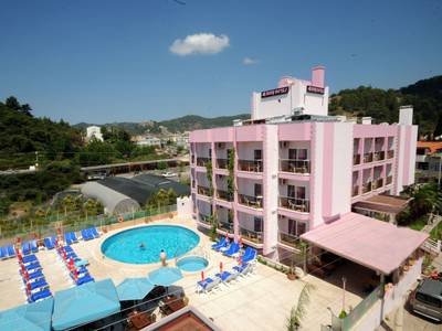 Rosy Hotel
