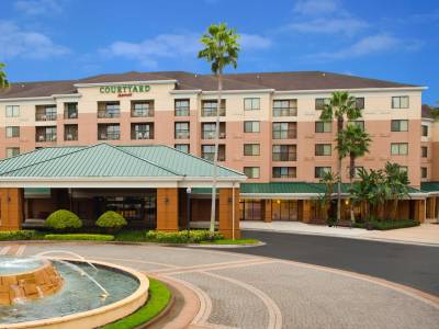 Courtyard Orlando Lake Buena Vista in the Marriott Village
