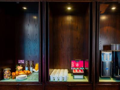 DoubleTree by Hilton London Heathrow Airport