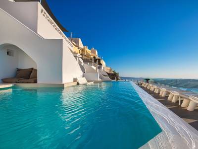 Athina Luxury Suites