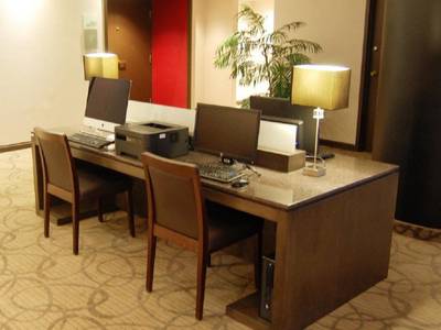 Holiday Inn Montreal Centreville Downtown