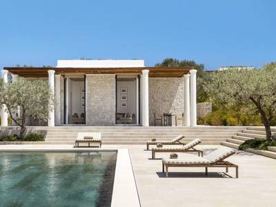 Amanzoe