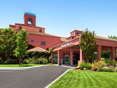 Doubletree by Hilton Sonoma Wine Country
