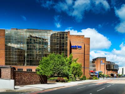 Park Inn by Radisson Cardiff City Centre
