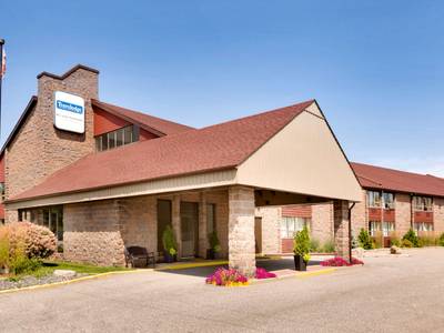 Travelodge Lakeshore