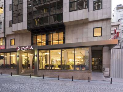 Ramada by Wyndham Istanbul Taksim