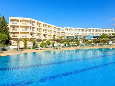 Sovereign Beach Hotel