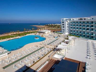King Evelthon Beach Hotel & Resort