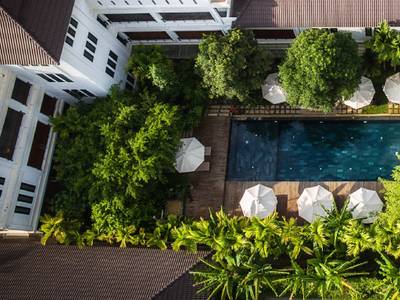 La Residence Blanc d'Angkor