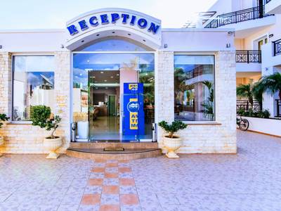 Yiannis Manos Hotel - Resort