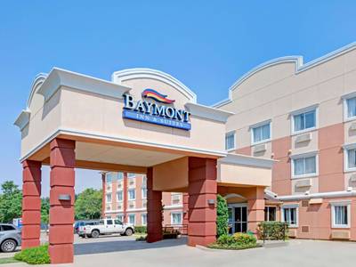 Baymont Inn & Suites Dallas/ Love Field