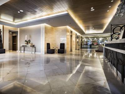 Akyra Thonglor Bangkok