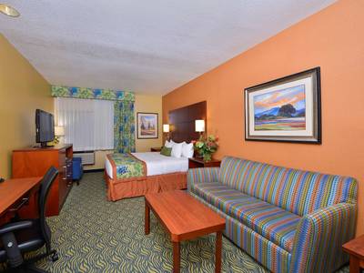 Best Western Plus Fresno Inn