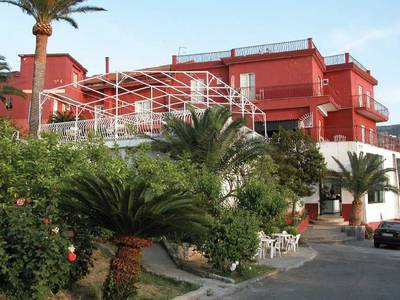 Villa Fiorella Art Hotel