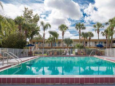 Days Inn Daytona Beach Speedway