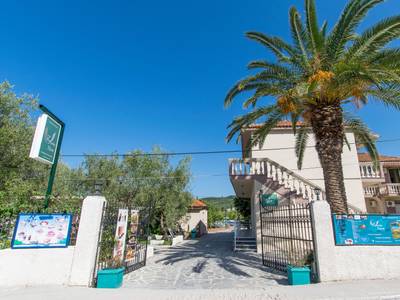 Zante Nest Studios & Apartments