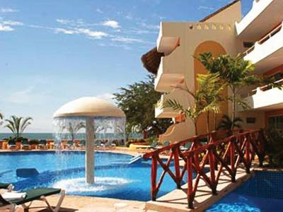 Star Bay Suites Resort