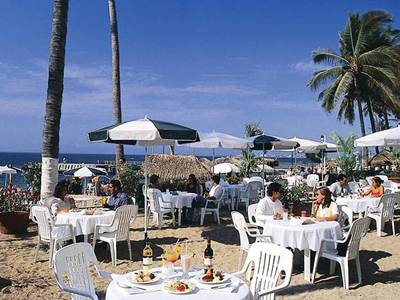 Emperador Hotel & Suites