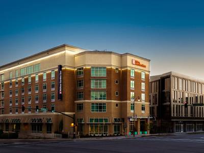 Hilton Garden Inn Asheville Downtown