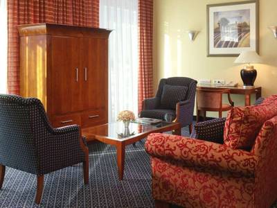 Courtyard Warsaw Airport