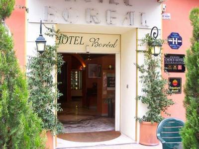 Hotel Boreal
