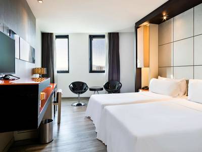Hotel Barcelona Condal Mar managed by Melia
