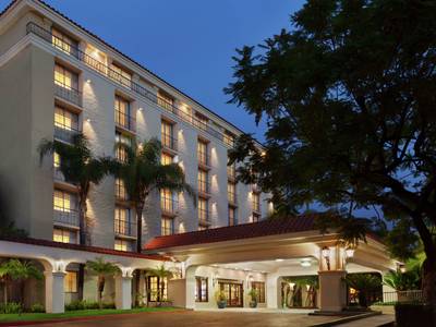 Embassy Suites Arcadia Pasadena
