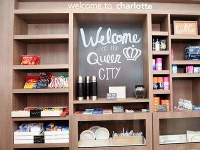 Hampton Inn & Suites Charlotte/SouthPark at Phillips Place