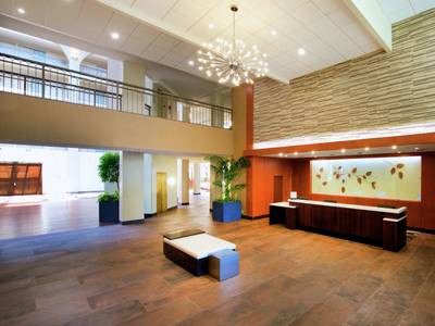 Embassy Suites Cincinnati NE Blue Ash